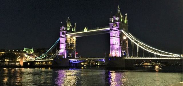 Tower Bridge London: Gigantischer Gang über die Themse