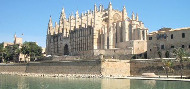 Geburtstag, Weihnachten und Co.: Geschenke für Mallorca-Fans