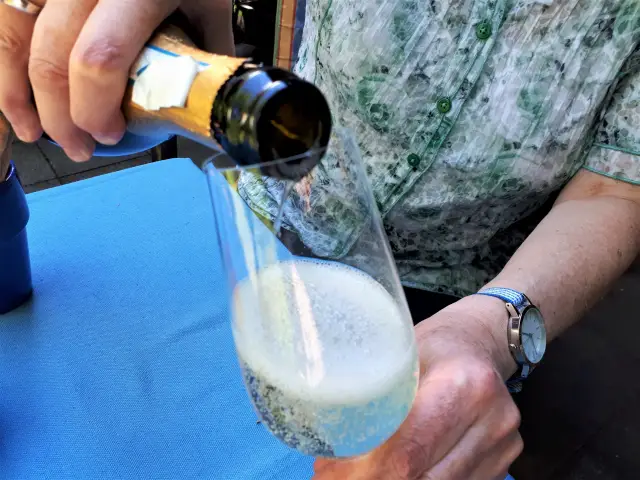 Feierabend mit Prosecco Bild 4 bearbeitet klein