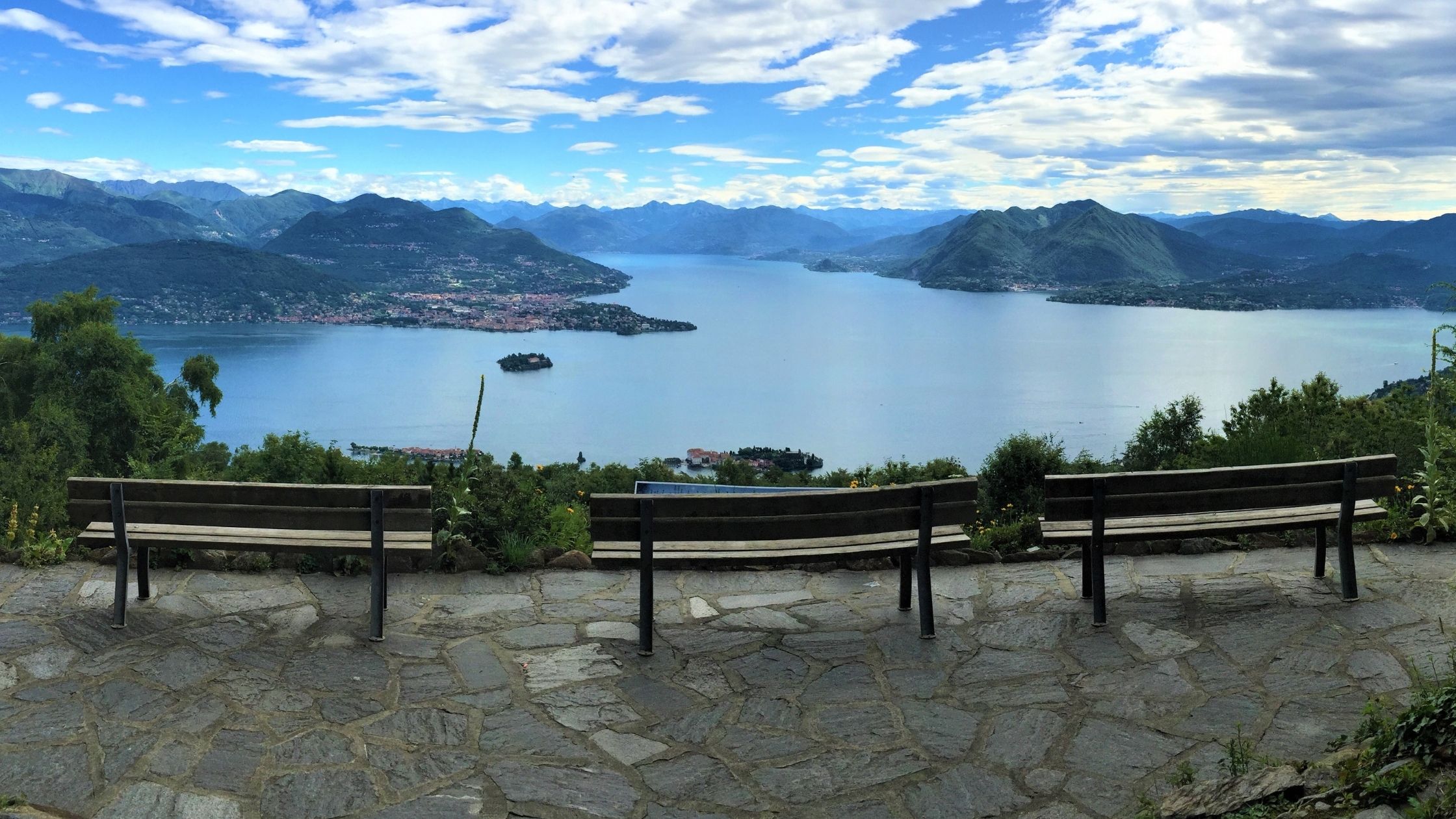 Rezension: Der Reiseführer Lago Maggiore vom Michael Müller Verlag