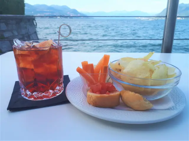 Aperitivo in Stresa Bild 3 bearbeitet klein