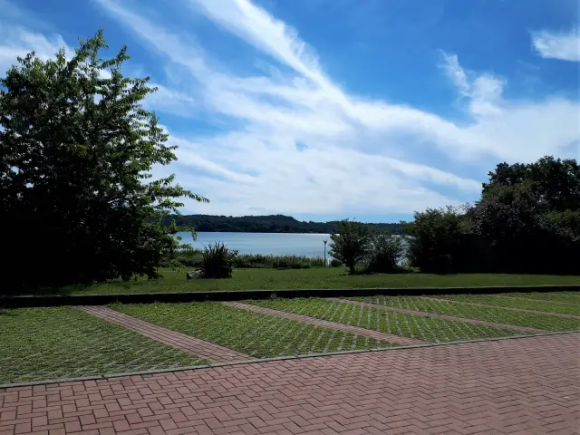 Lago di Monate Bild 7 bearbeitet klein
