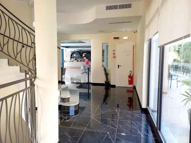 Hotel Boston in Stresa Bild 5 bearbeitet klein