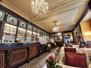 Cafés in Turin Bild 6 bearbeitet klein