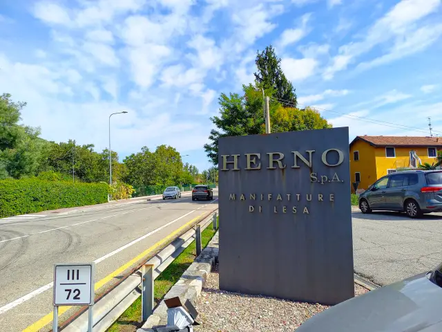 Herno Outlet am Lago Maggiore Aufmacher 2 bearbeitet klein