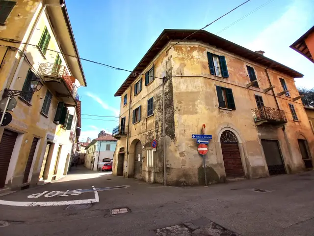 Markt in Gozzano Bild 5 bearbeitet klein