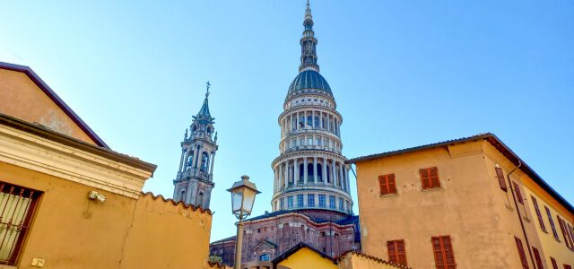 Novara im Piemont: Die kleine Schwester von Turin