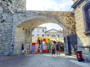 Markt in Como Bild 3 bearbeitet klein