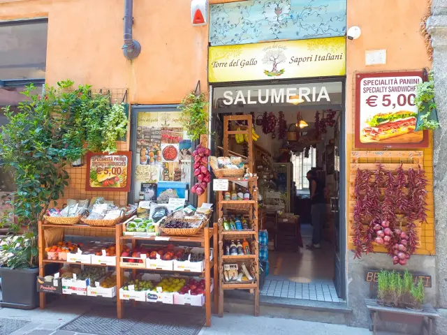 Markt in Como Bild 8 bearbeitet klein