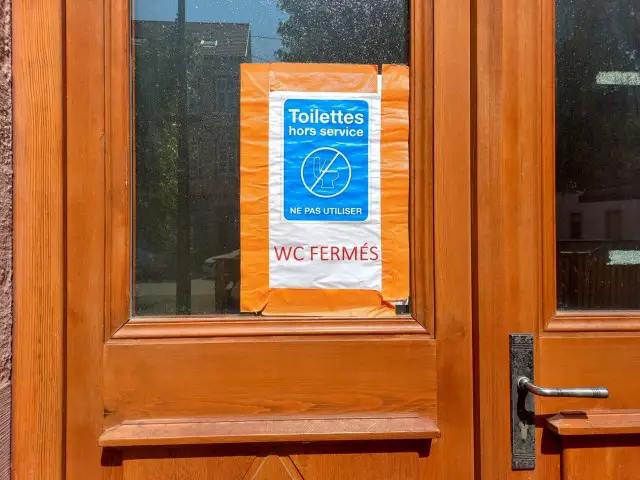 Öffentliche Toiletten in Stresa Bild 3 bearbeitet klein