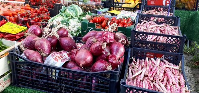 Dienstags am Lago Maggiore: Der Markt in Laveno