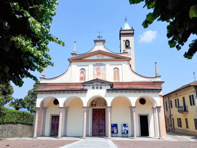 Lesa am Lago Maggiore Kirche San Martino