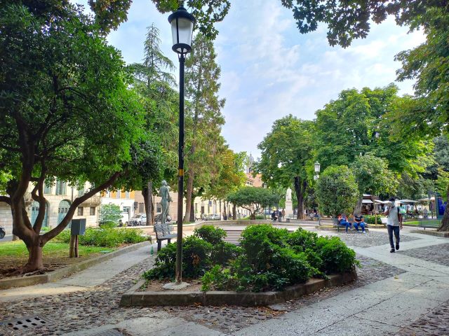 Piazza Pradaval in Verona