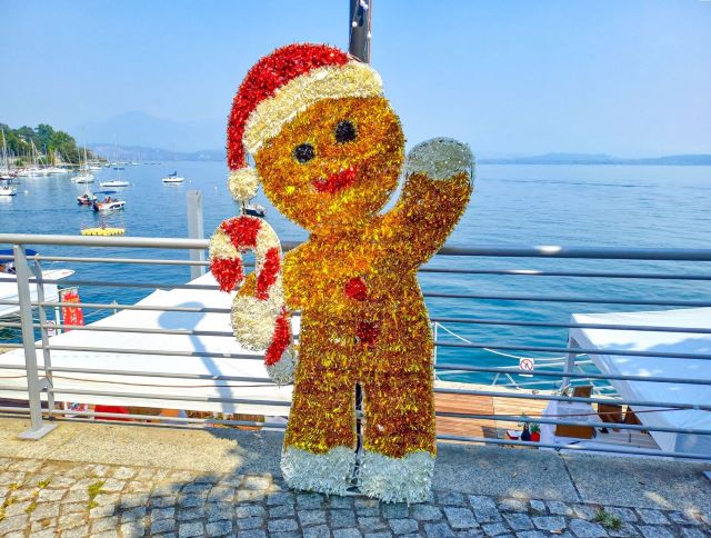 Sommer-Weihnachtsmarkt am Lago Maggiore Deko in Lesa